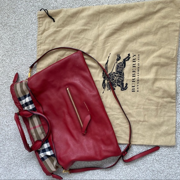 AUTHENTIC BURBERRY CROSSBODY BAG - Picture 4 of 16